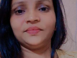 HottyJanvi's Live amateur cam Profile Image